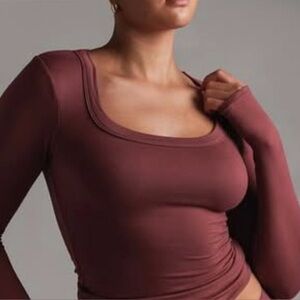 MYOUTFITONLINE U-Shape Long Sleeve T-Shirt - Vintage Berry - Medium